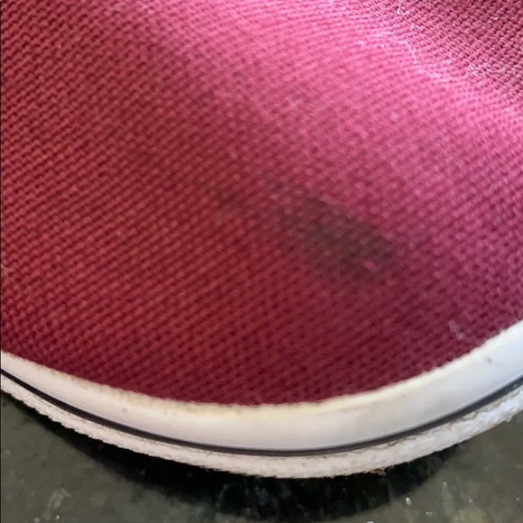 VANS - Picture 2 of 7